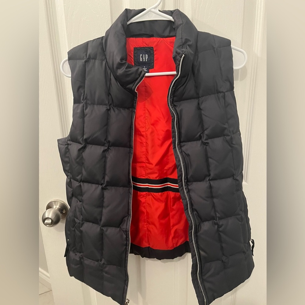GAP | Puffer Vest | Black | Small